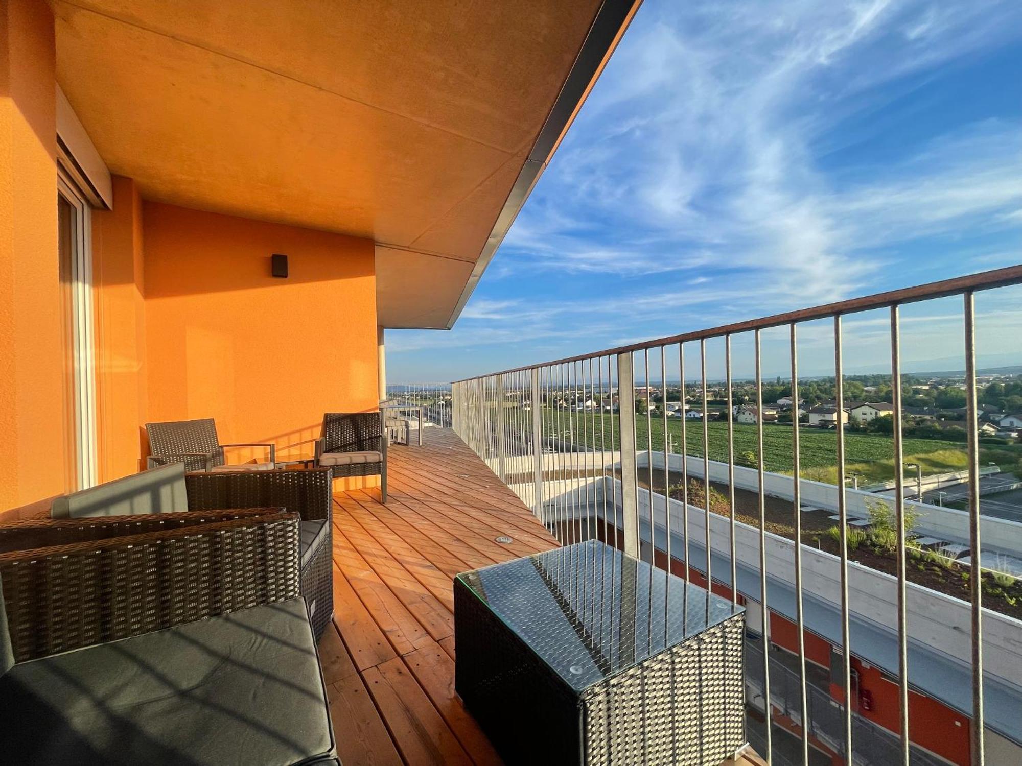 Appartamento 100 Qm Penthouse, Self-Check-In, 2 Parkplaetze Graz Esterno foto