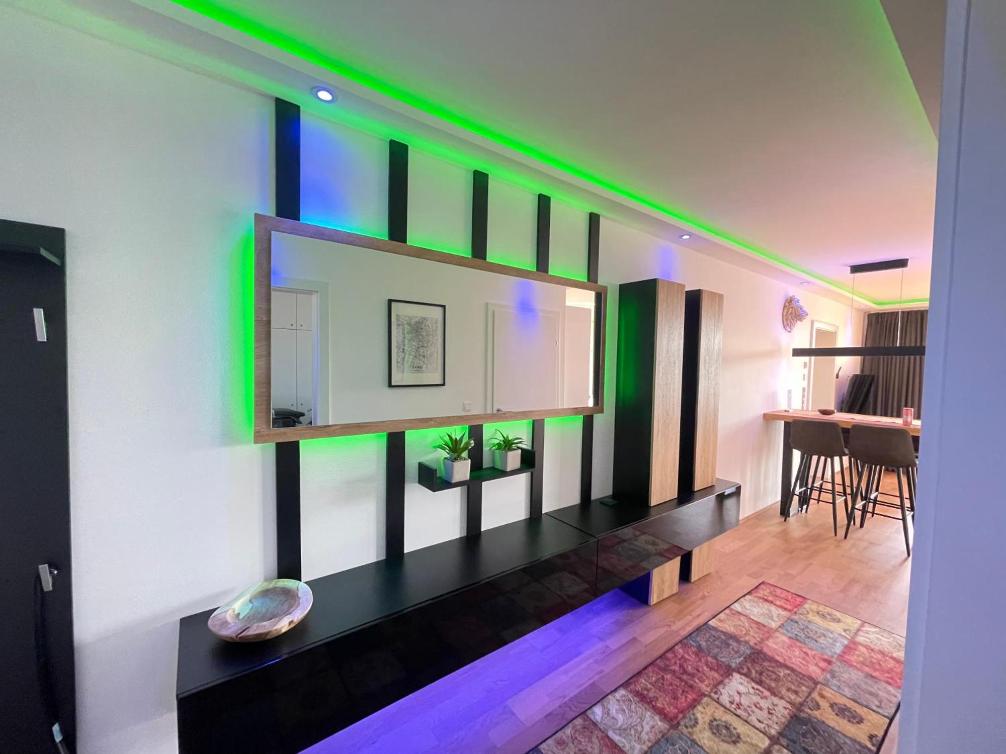 Appartamento 100 Qm Penthouse, Self-Check-In, 2 Parkplaetze Graz Esterno foto