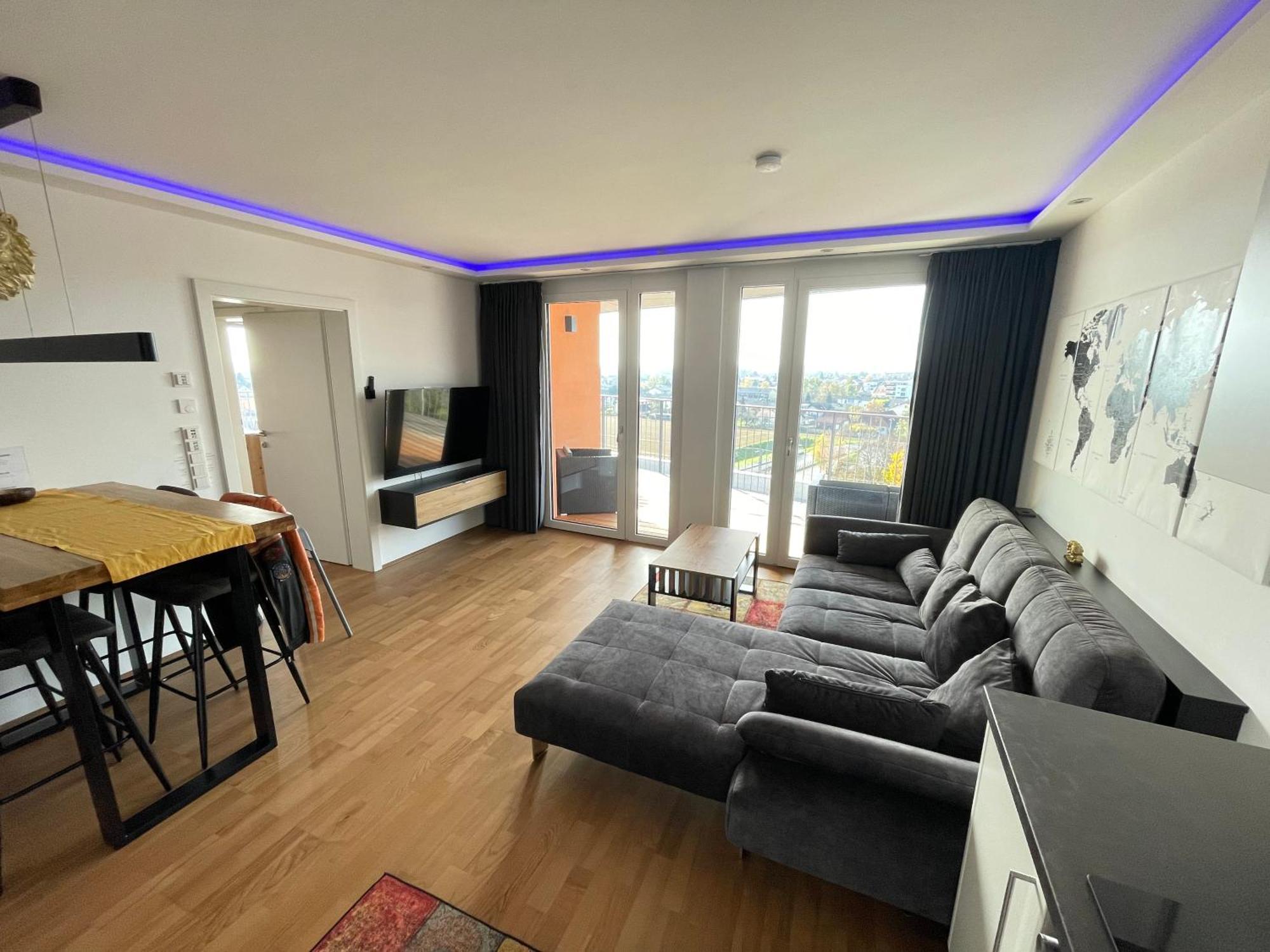 Appartamento 100 Qm Penthouse, Self-Check-In, 2 Parkplaetze Graz Esterno foto