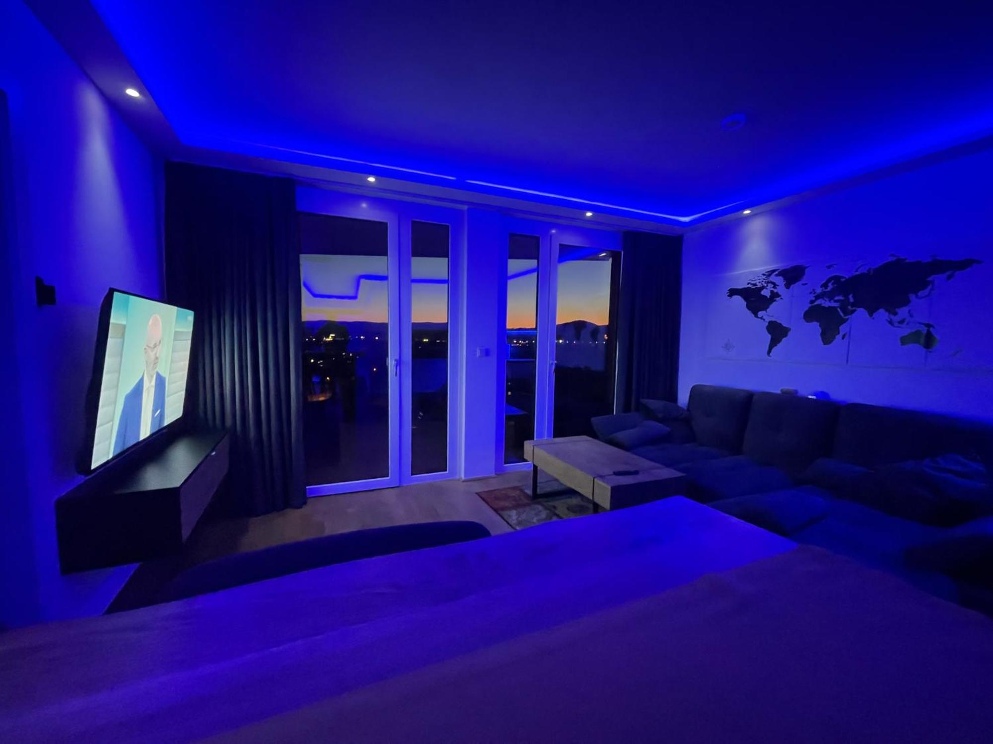 Appartamento 100 Qm Penthouse, Self-Check-In, 2 Parkplaetze Graz Esterno foto